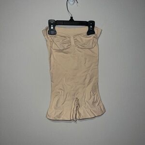 NWOT SKIMS SHAPEWEAR SEAMLESS SCULPT STRAPLESS SHORTIE BODYSUIT SAND LARGE  NO S
